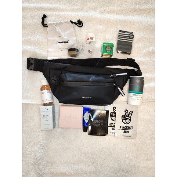 Men's Grooming Sample Bundle in Gaston Luga Waterproof Splash Hip Bag - Picture 1 of 4